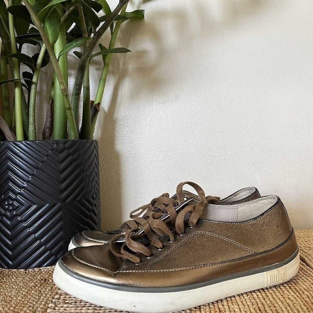 Fitflop Super T Bronze Crackle shoe size 9